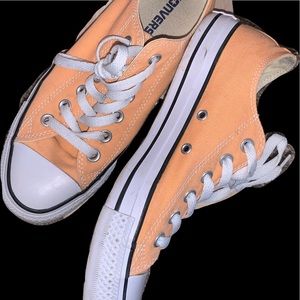 PEACH CONVERSE
